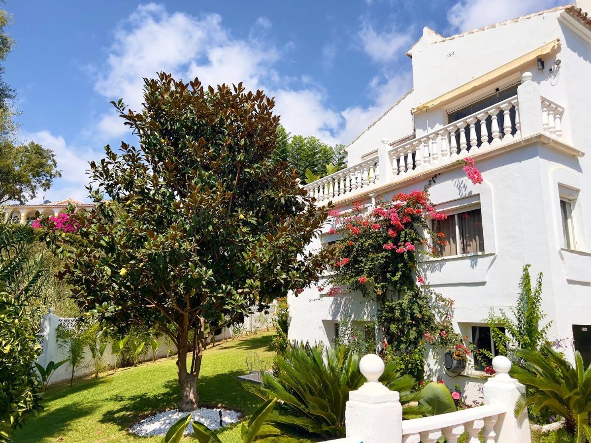 Chantilly Villa